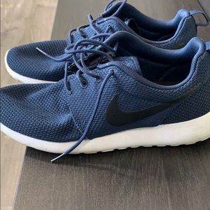 Men’s Nike roshes size 7.5